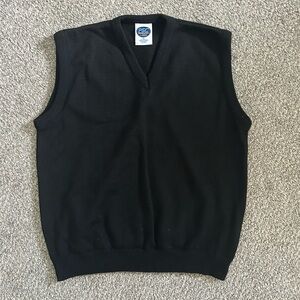 Black oversized vest